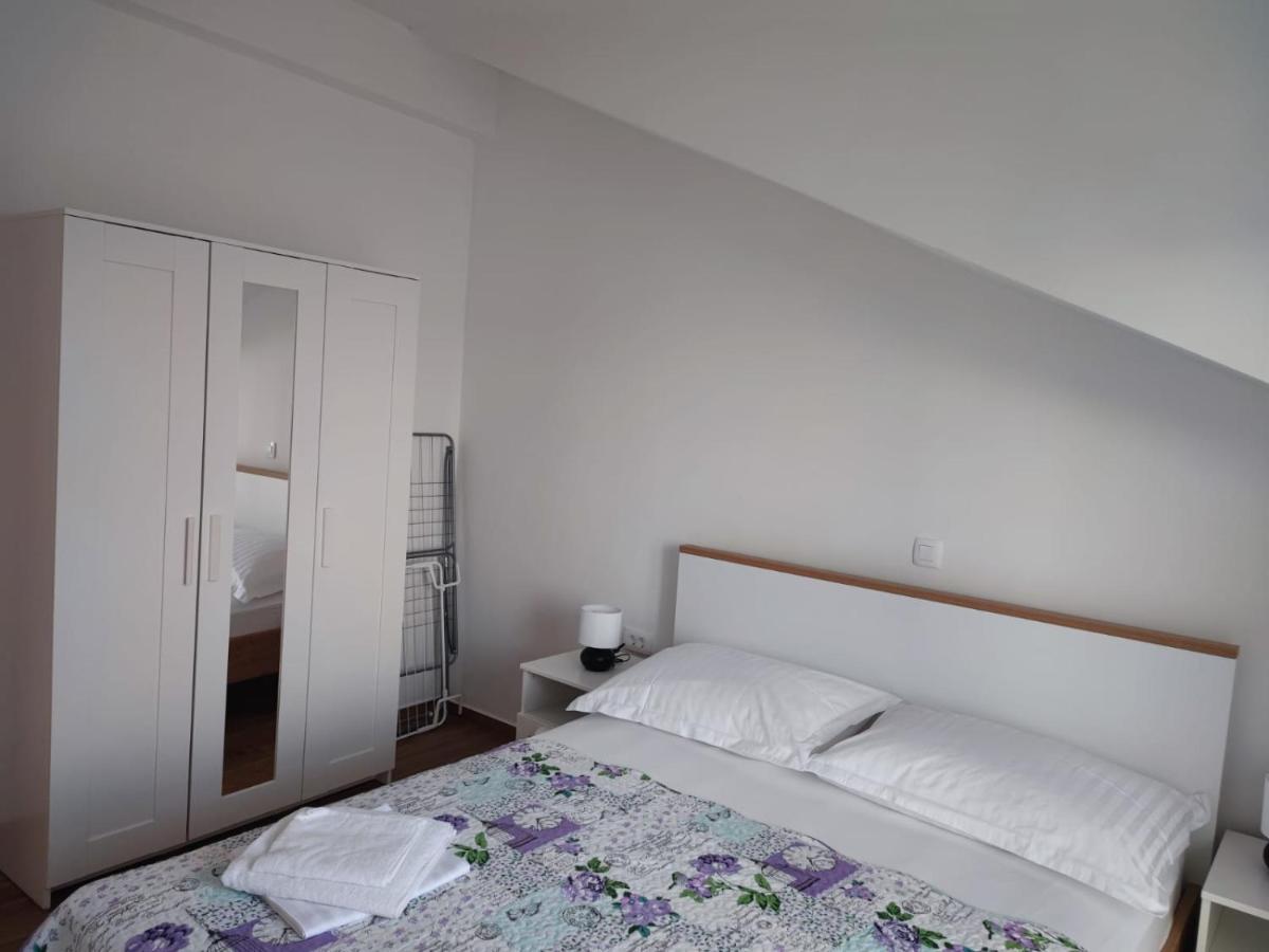 Stari Porat Apartment กราดัซ ภายนอก รูปภาพ